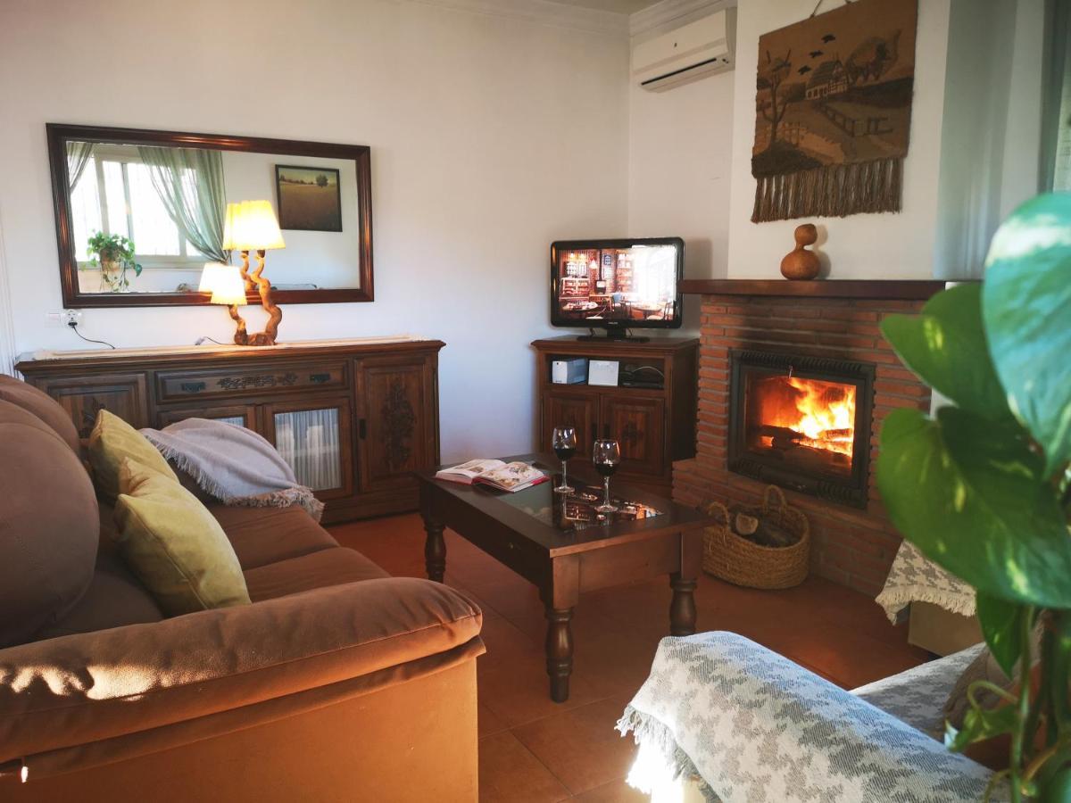 Finca Pil - Casa Rural Con Piscina Ríogordo Exteriör bild