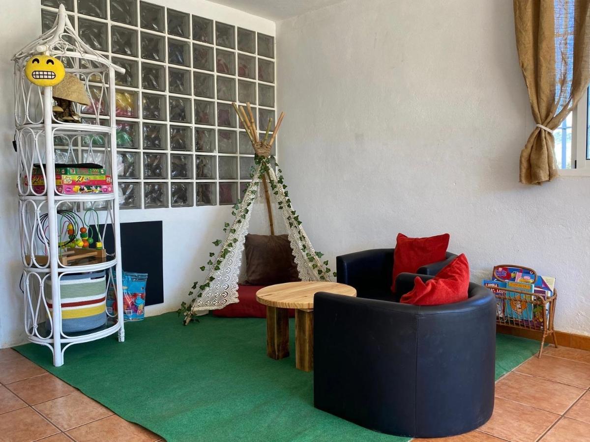 Finca Pil - Casa Rural Con Piscina Ríogordo Exteriör bild